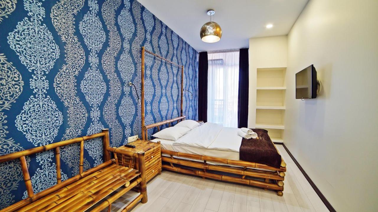 Mardi Plaza Hotel Батуми Екстериор снимка