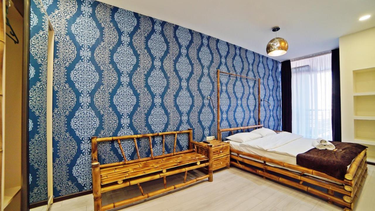 Mardi Plaza Hotel Батуми Екстериор снимка